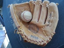 Gant baseball balle. d'occasion  Pignan