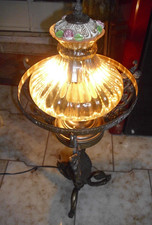 Antico. lume unico usato  Mazzarrone