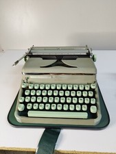 Macchina scrivere vintage usato  Deliceto