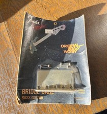 Placa de ponte de baixo Fender latão funciona NOS 1970s comprar usado  Enviando para Brazil