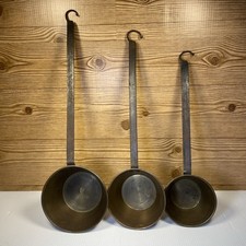 Juego de 3 cucharones vintage de latón con mango largo de hierro forjado para cocina de granja segunda mano  Embacar hacia Mexico