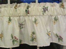 Pfaltzgraff jamberry valance for sale  Woodstock