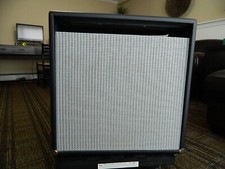 Speaker amplifier cabinet d'occasion  Expédié en Belgium