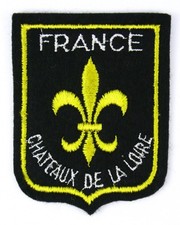Ecusson brodé châteaux d'occasion Ecusson brodé châteaux d'occasion  Carpentras