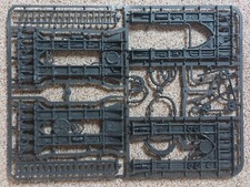 PASARELA Sector Mechanicus soporta terreno. pulverizado negro 40k segunda mano  Embacar hacia Mexico