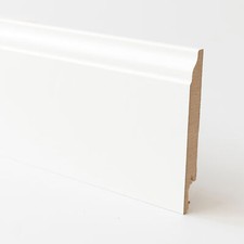 2249 q.ta battiscopa usato 2249 q.ta battiscopa usato  Italia