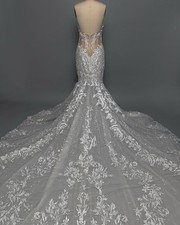 wedding gown luxurious for sale wedding gown luxurious for sale Middle Village