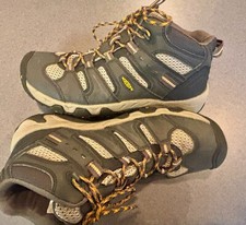 Keen targhee mid for sale  Cottage Grove