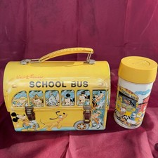 Usado, Lancheira de metal vintage Walt Disney ônibus escolar amarelo + garrafa térmica Aladdin década de 1960 comprar usado  Enviando para Brazil