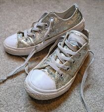 Converse size kids for sale  MANCHESTER