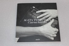 Czarna torebka - Tuszyńska Agata - POLSKA KSIĄŻKA na sprzedaż  PL
