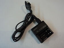 Sony Carregador de bateria Ni-MH Entrada 100-240 VAC 2.2W Saída 1.8VDC AA ou AAA BC-CS1 comprar usado  Enviando para Brazil
