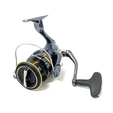 Moulinet shimano baitcasting d'occasion  Expédié en France