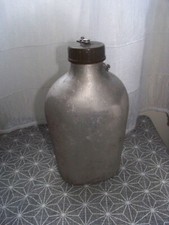 Gourde militaire alu. d'occasion  La Fère