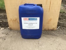 hydraulic oil 32 for sale  BATLEY