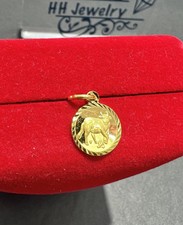 Berloque pingente de ouro amarelo 24K formato redondo de boi pequeno zodíaco comprar usado  Enviando para Brazil