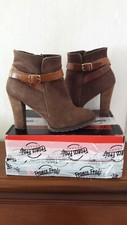 Belles bottines marron d'occasion  Migennes