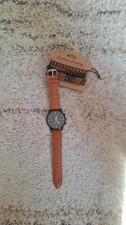 Zegarek Quartz,NOWY, kolor brązowy, elegancki, na prezent , plus GRATISY  na sprzedaż  PL