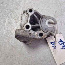 Supporto sostegno tassello usato Supporto sostegno tassello usato  Mineo