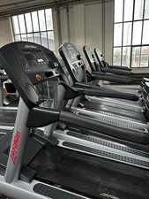 Pakiet bieżni i orbitreków Life Fitness na sprzedaż  PL