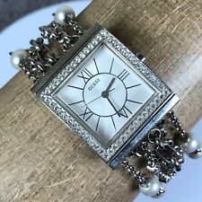 Relógio de quartzo feminino Guess mostrador branco pavê tom prata pulseira multi vertente 7" comprar usado Relógio de quartzo feminino Guess mostrador branco pavê tom prata pulseira multi vertente 7" comprar usado  Enviando para Brazil