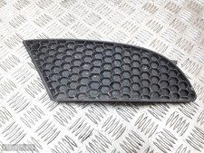 2006 SEAT LEON KUHLERGRILL RECHTS STOSSTANGE 1P0853666 comprar usado 2006 SEAT LEON KUHLERGRILL RECHTS STOSSTANGE 1P0853666 comprar usado  Enviando para Brazil