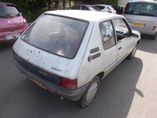 moyeu 205 d'occasion moyeu 205 d'occasion  Seurre