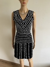 Robe noire blanche d'occasion  Void-Vacon