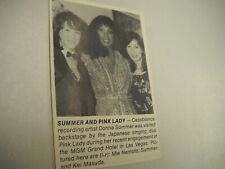 PINK LADY posando com DONNA SUMMER original 1979 música biz foto promocional/texto comprar usado PINK LADY posando com DONNA SUMMER original 1979 música biz foto promocional/texto comprar usado  Enviando para Brazil