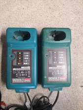 Chargeur makita dc1414t d'occasion  Clisson