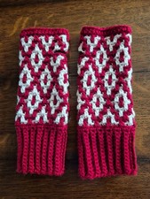 Women handmade crochet for sale  Elburn