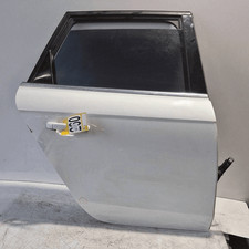 8k9833052d porta post. usato 8k9833052d porta post. usato  Italia