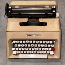 Macchina scrivere olivetti usato  Palestrina