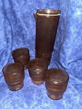 Jarro de acrílico âmbar vintage com 4 copos empilháveis - 10 polegadas de altura comprar usado  Enviando para Brazil