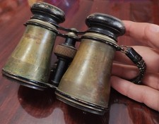 Antico binocolo militare usato  Roma