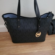 Michale kors women for sale  Staten Island