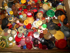 Vintage buttons lot for sale  Falls City