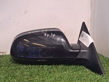 Specchietto retrovisore destro usato Specchietto retrovisore destro usato  Italia