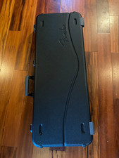Travas TSA para guitarra Fender Deluxe moldada estojo ABS Strat Tele Stratocaster comprar usado  Enviando para Brazil