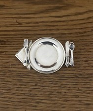 Table setting pin for sale  Middletown