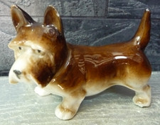 Figurine chien porcelaine d'occasion Figurine chien porcelaine d'occasion  Pont-sur-Yonne