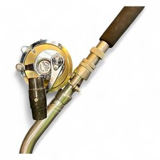 Conjunto de molinetes e varas PENN International II 50TW com combo AFTCO curvo Butt Trolling, usado comprar usado  Enviando para Brazil
