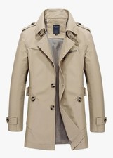 Trench uomo corto usato  Tolmezzo
