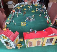 Playmobil fattoria maneggio usato Playmobil fattoria maneggio usato  Vaprio d'Agogna