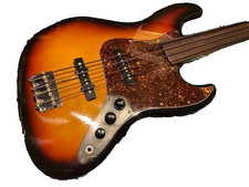 Fender japan guitare d'occasion  Expédié en France