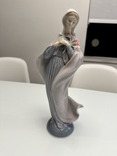 Lladro lady flowers for sale  Pompano Beach