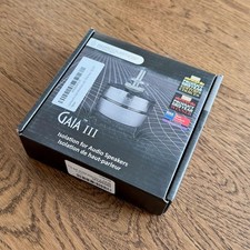 Isoacoustics gaia iii for sale  HITCHIN