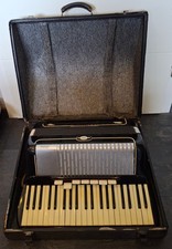 Akkordeon marke cantulia gebraucht kaufen Akkordeon marke cantulia gebraucht kaufen  Dernbach, Dürrholz, Harschbach