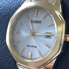 Relógio feminino Citizen Eco-Drive 28MM EW2582-59A comprar usado  Enviando para Brazil