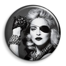 Madonna badge 38mm d'occasion  Paris-